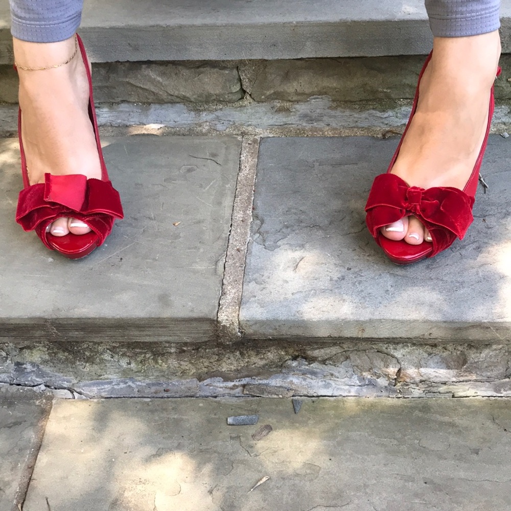 Banana Republic red heels with bow